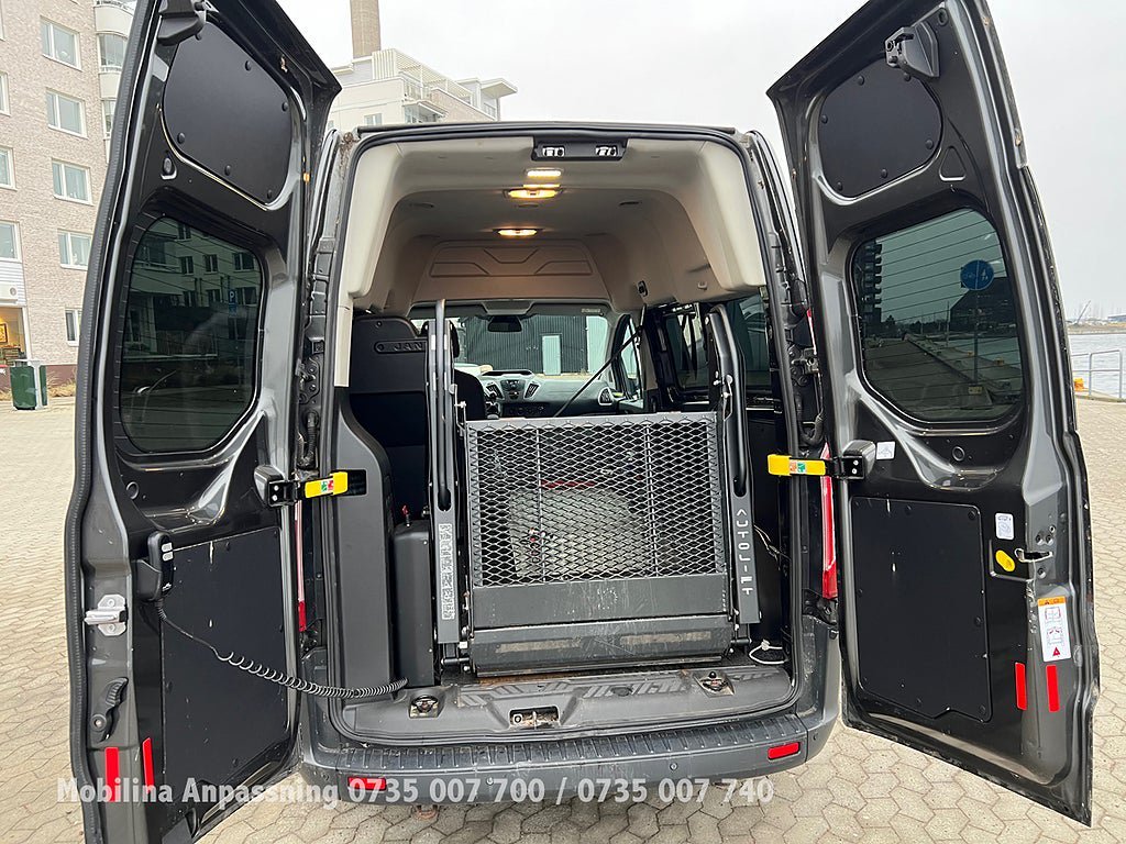 Vehicle Image 14