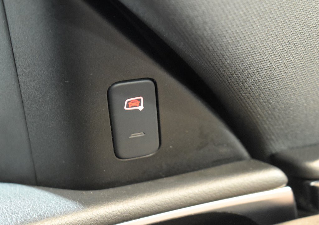 Vehicle Image 23