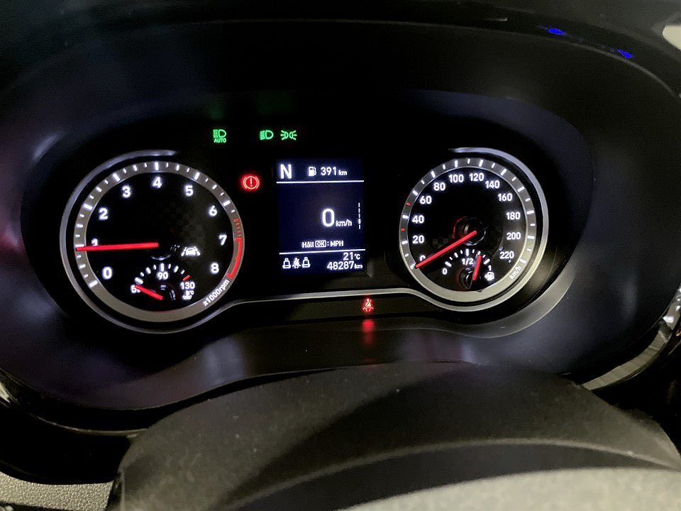Vehicle Image 8