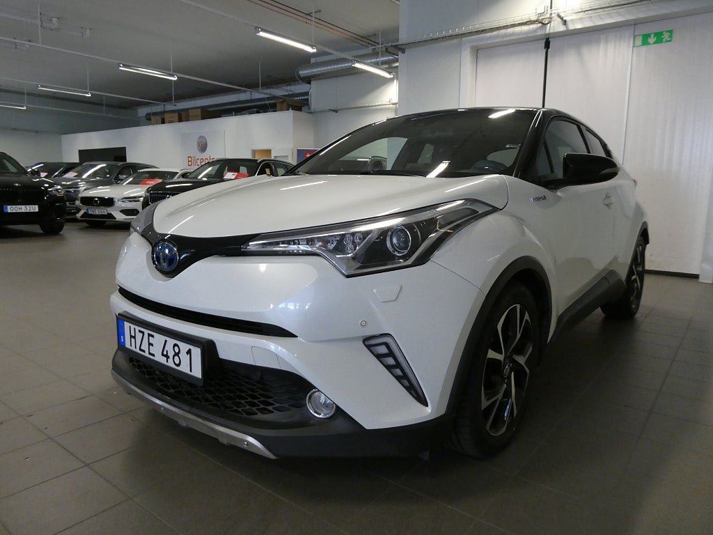 Vehicle Image 12