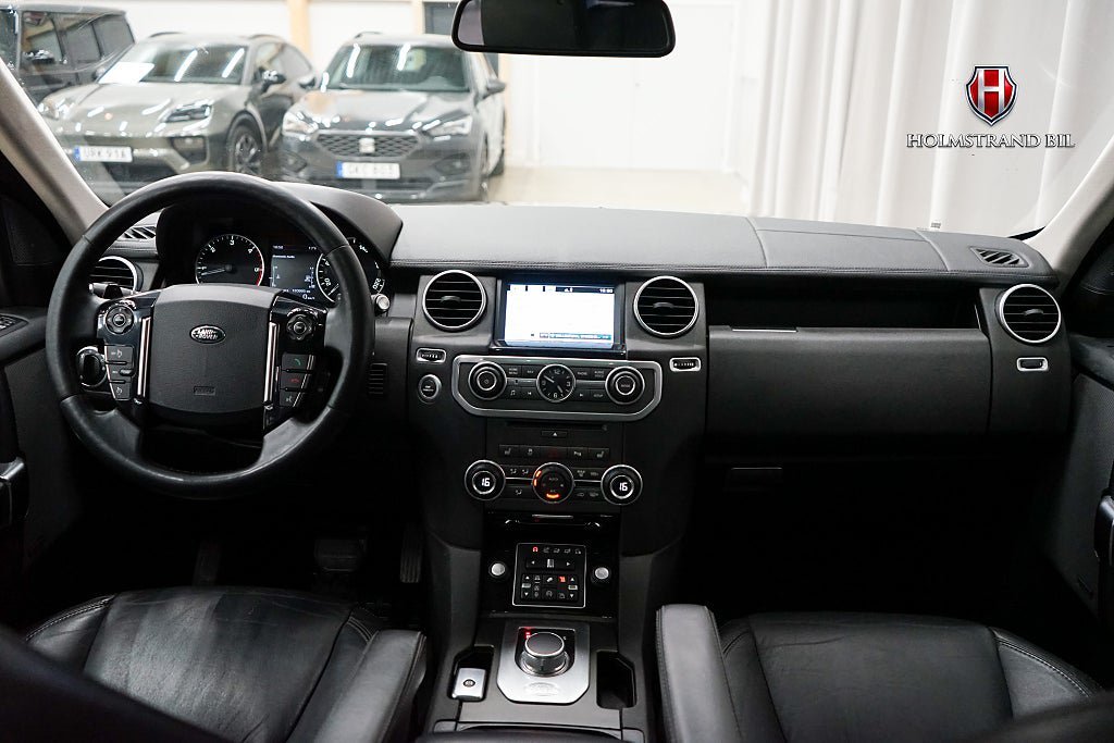 Vehicle Image 14
