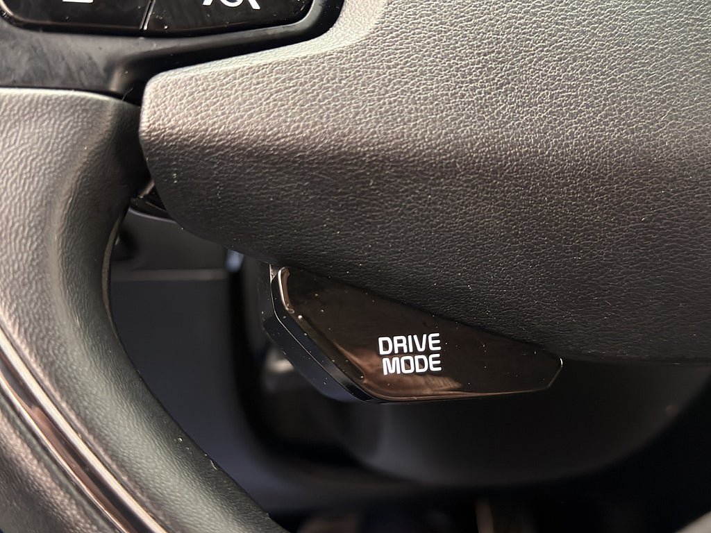 Vehicle Image 27