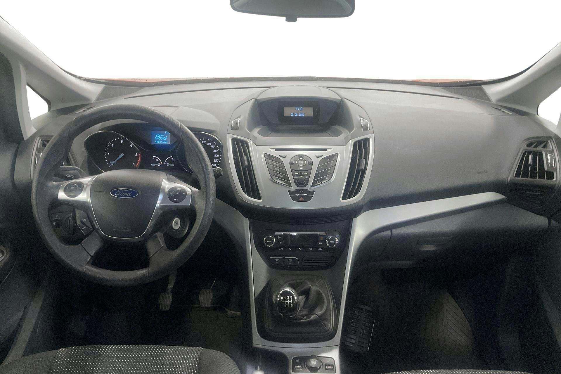Vehicle Image 6