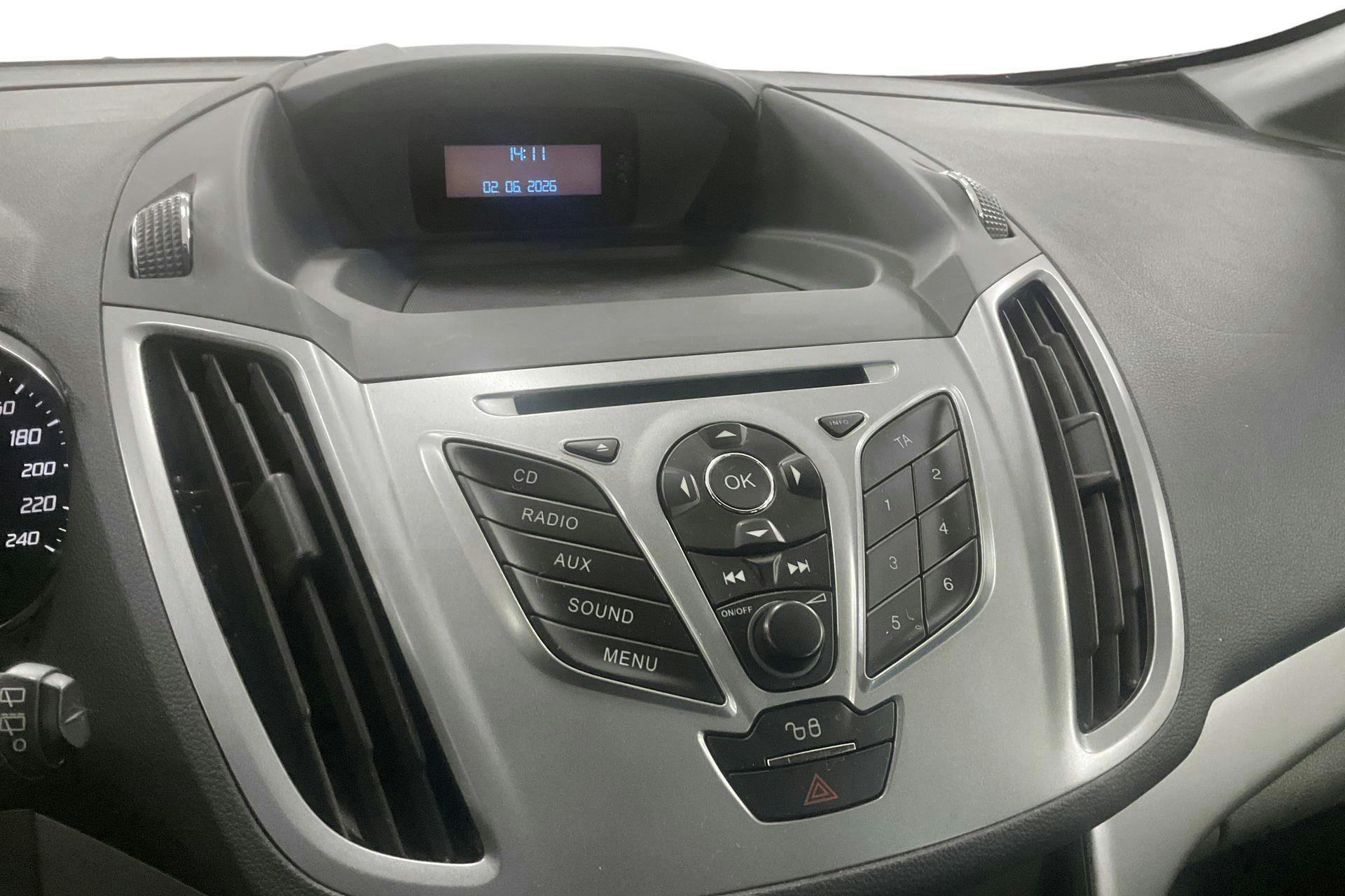Vehicle Image 12