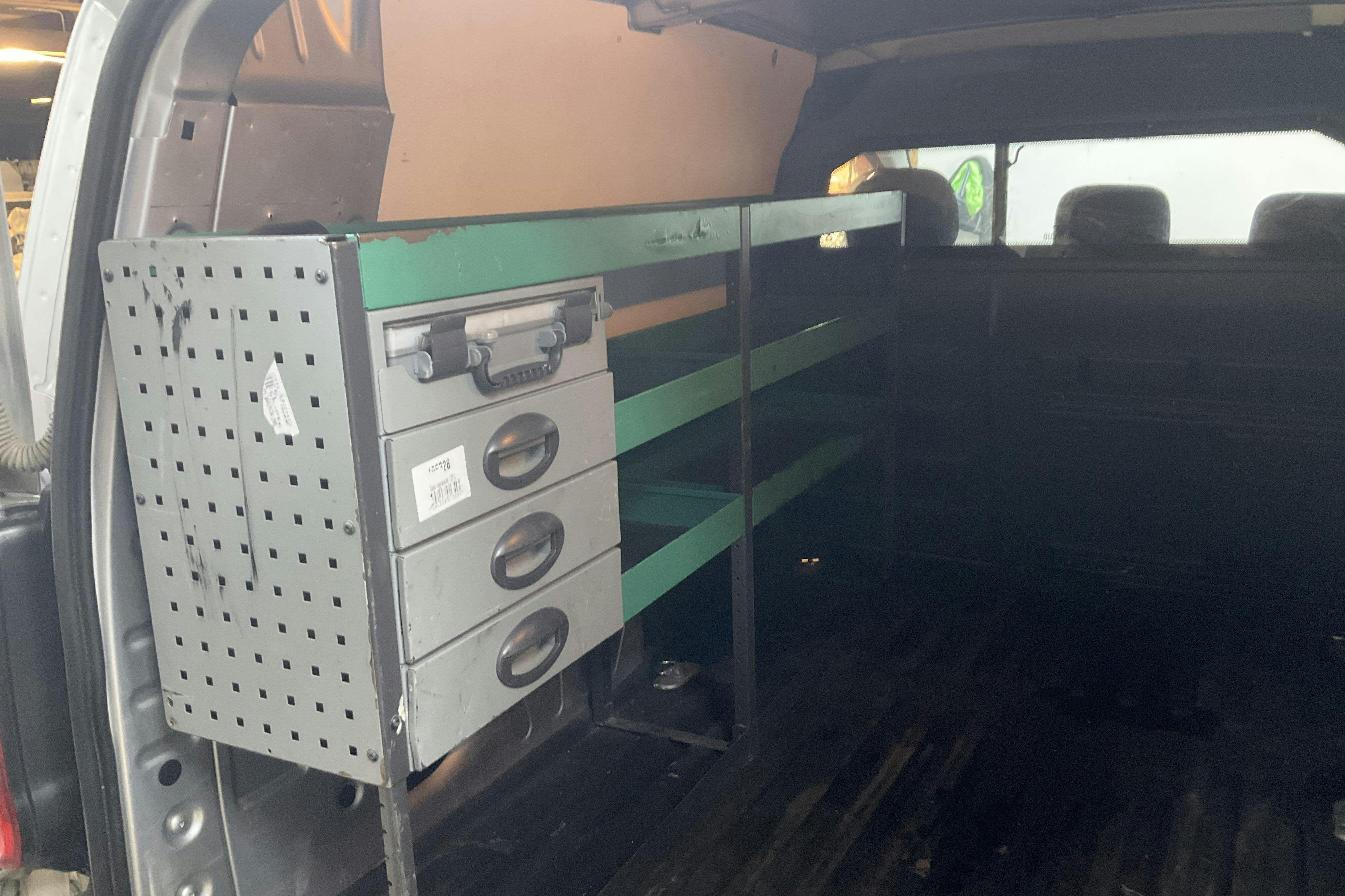 Vehicle Image 12