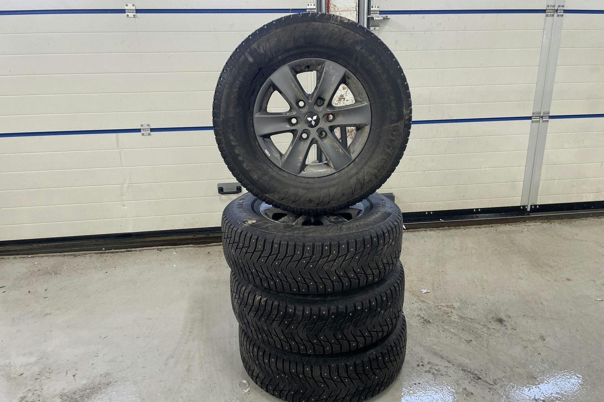 Vehicle Image 14