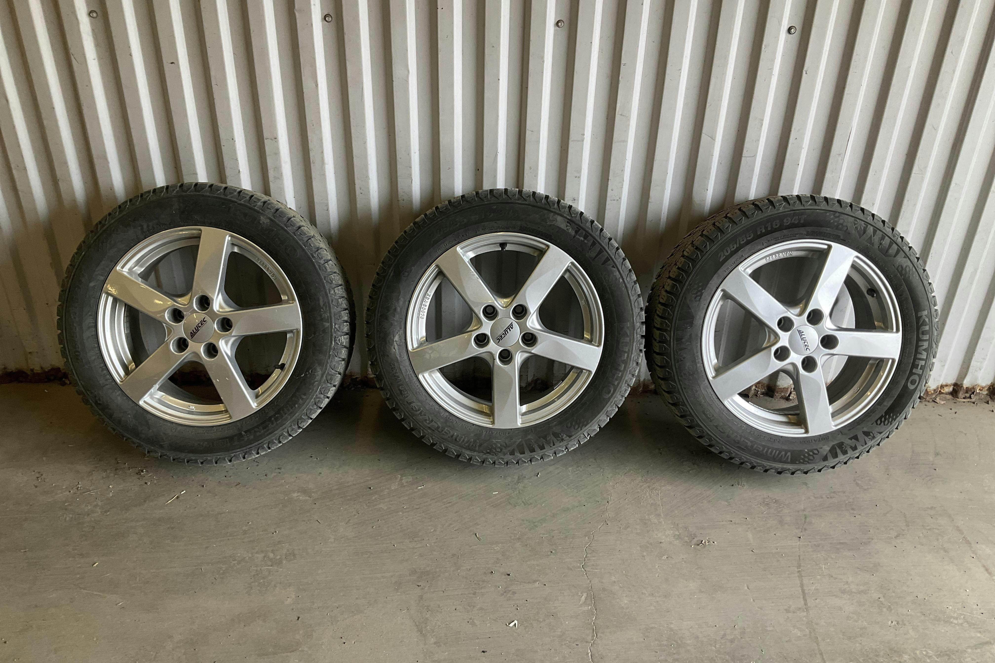 Vehicle Image 14