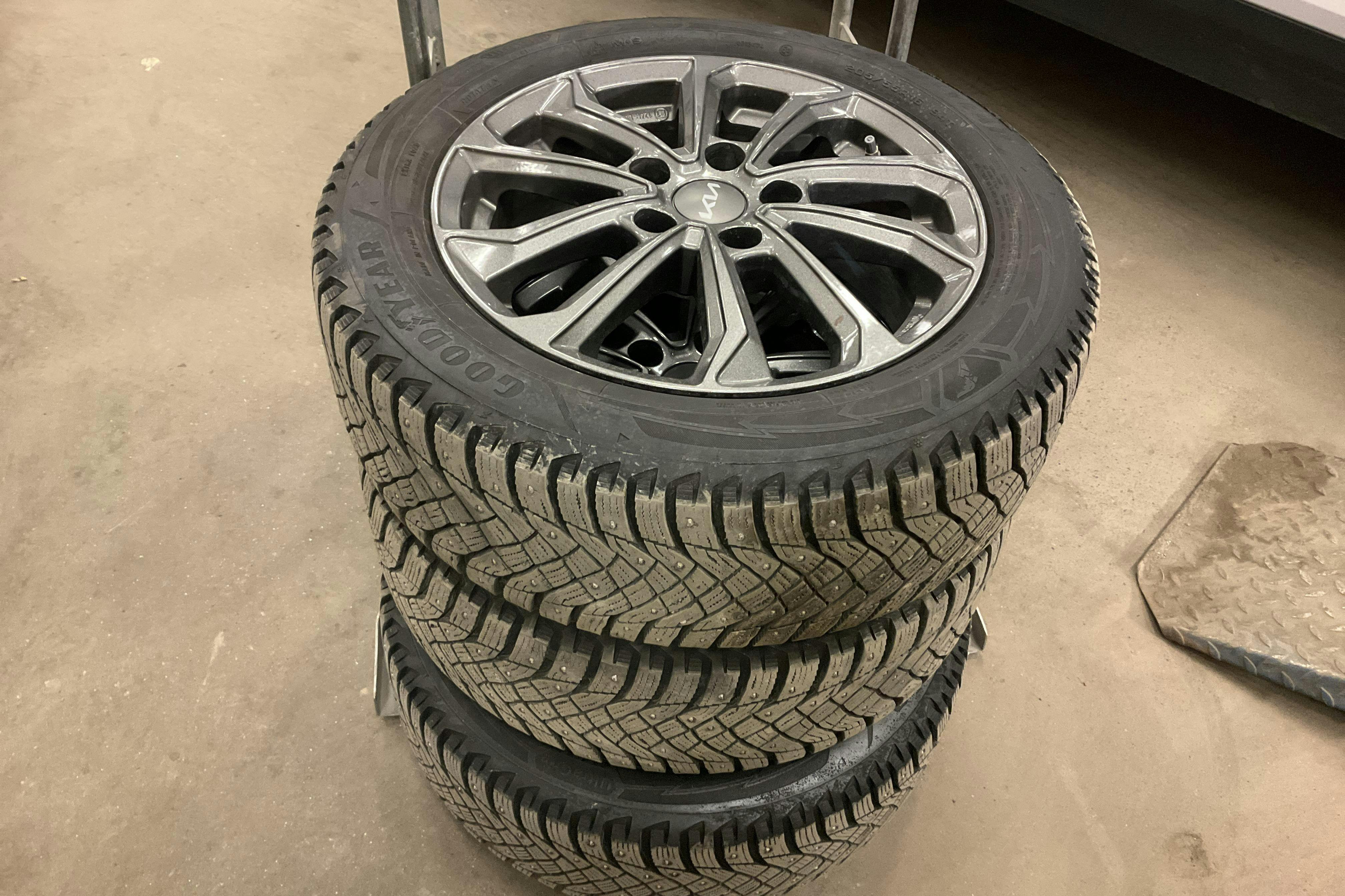 Vehicle Image 19