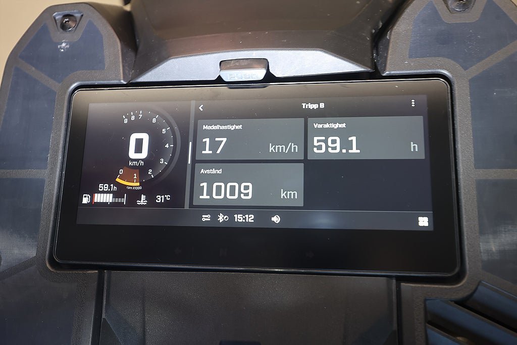 Vehicle Image 7