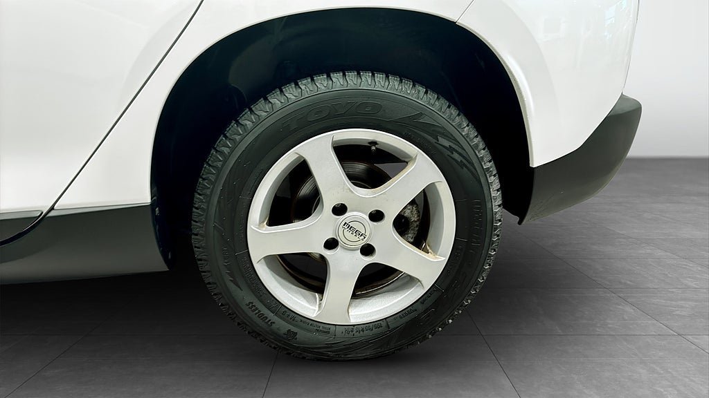 Vehicle Image 6
