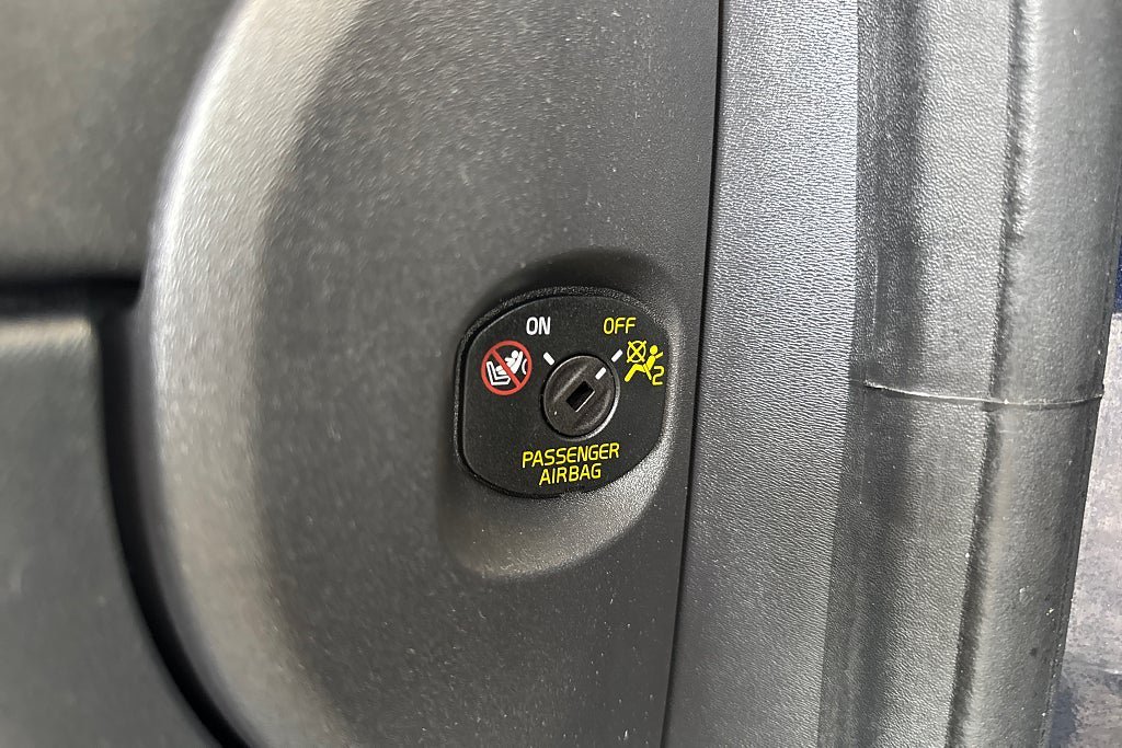 Vehicle Image 22