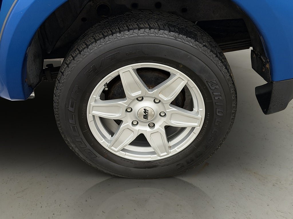 Vehicle Image 30