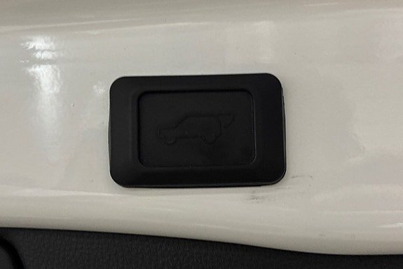Vehicle Image 26