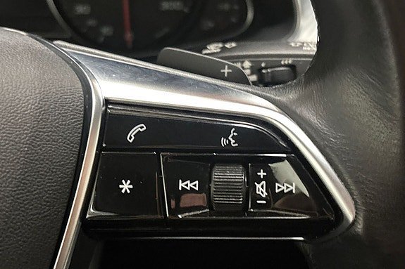 Vehicle Image 29