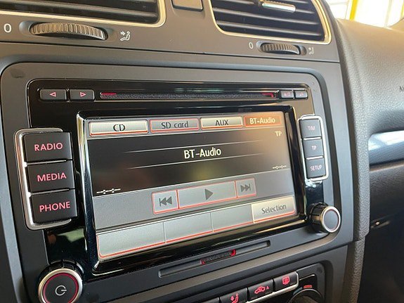 Vehicle Image 24