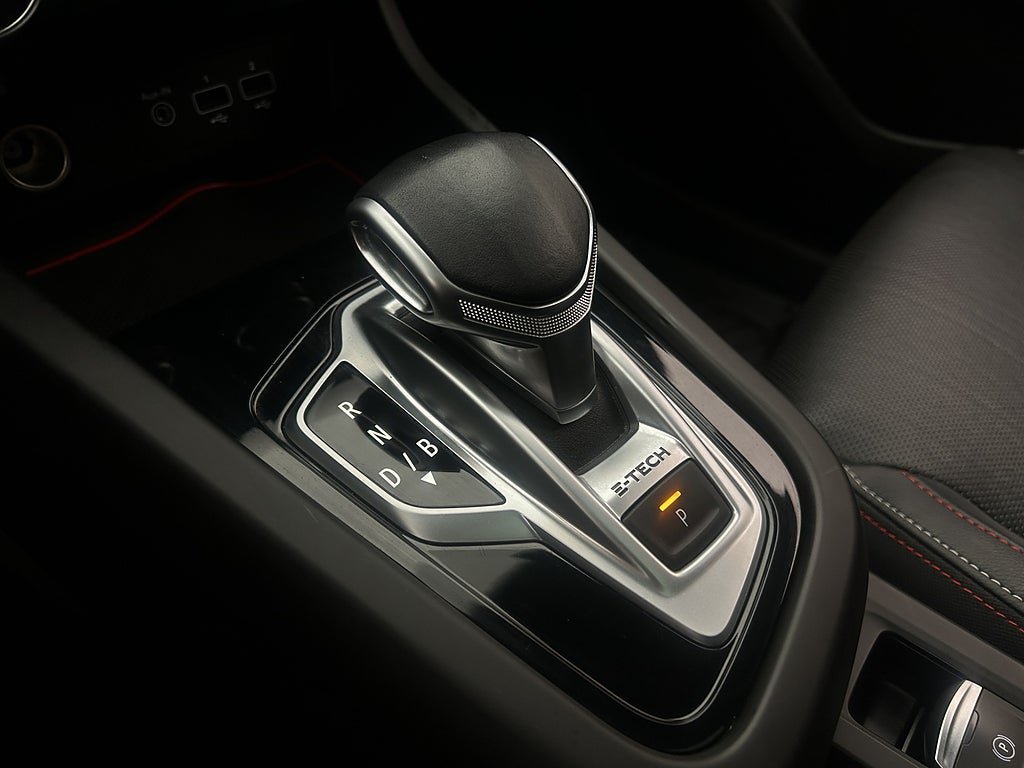 Vehicle Image 24