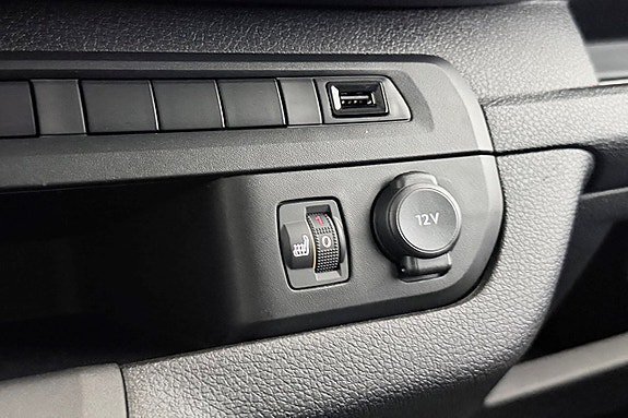 Vehicle Image 26