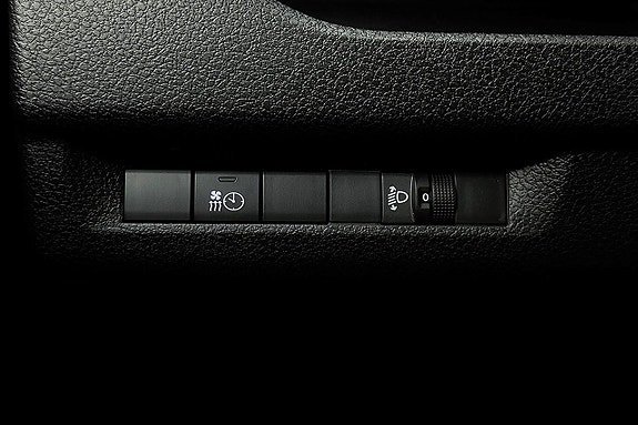 Vehicle Image 28