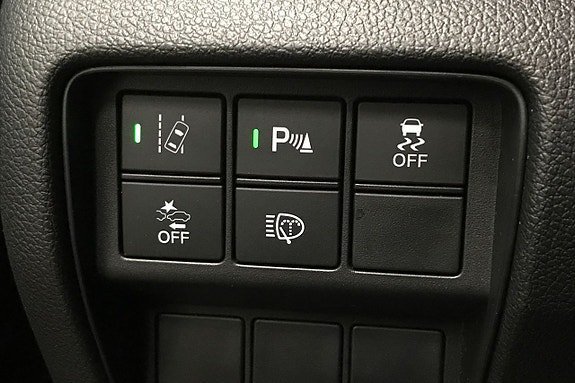 Vehicle Image 26