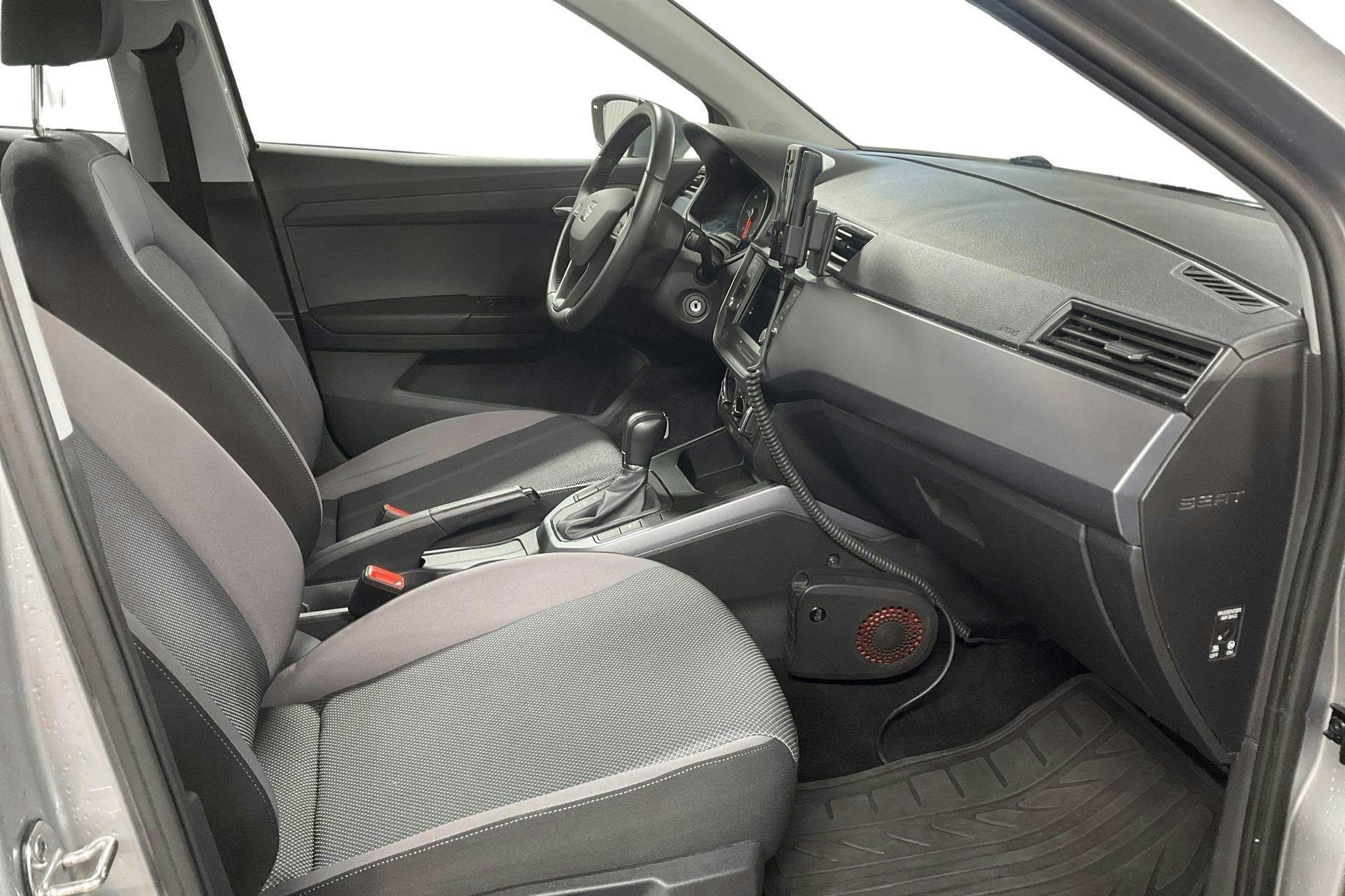 Vehicle Image 7