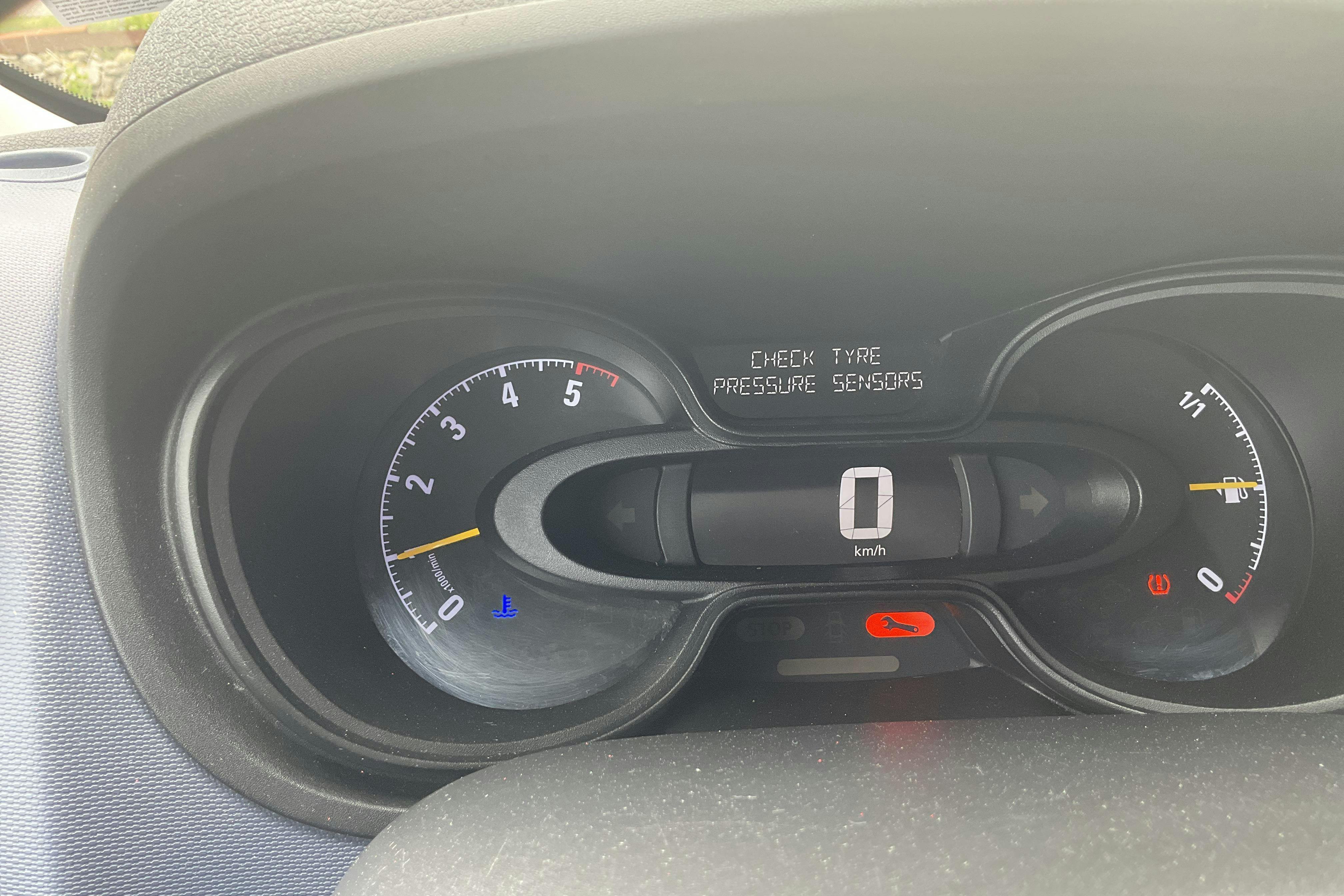 Vehicle Image 12