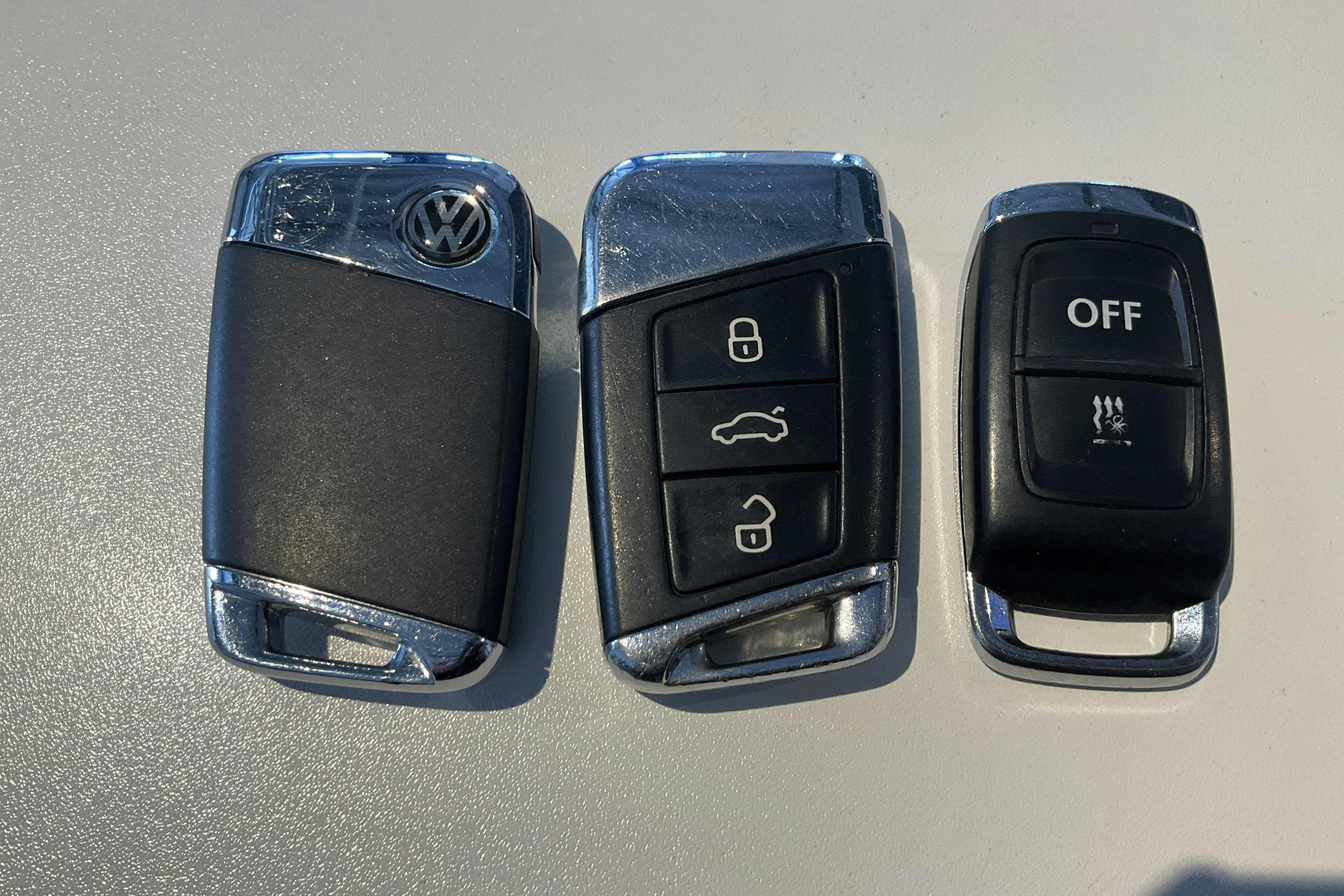 Vehicle Image 16