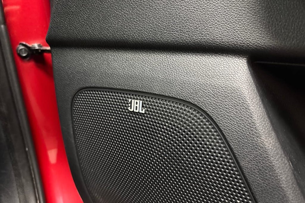 Vehicle Image 21