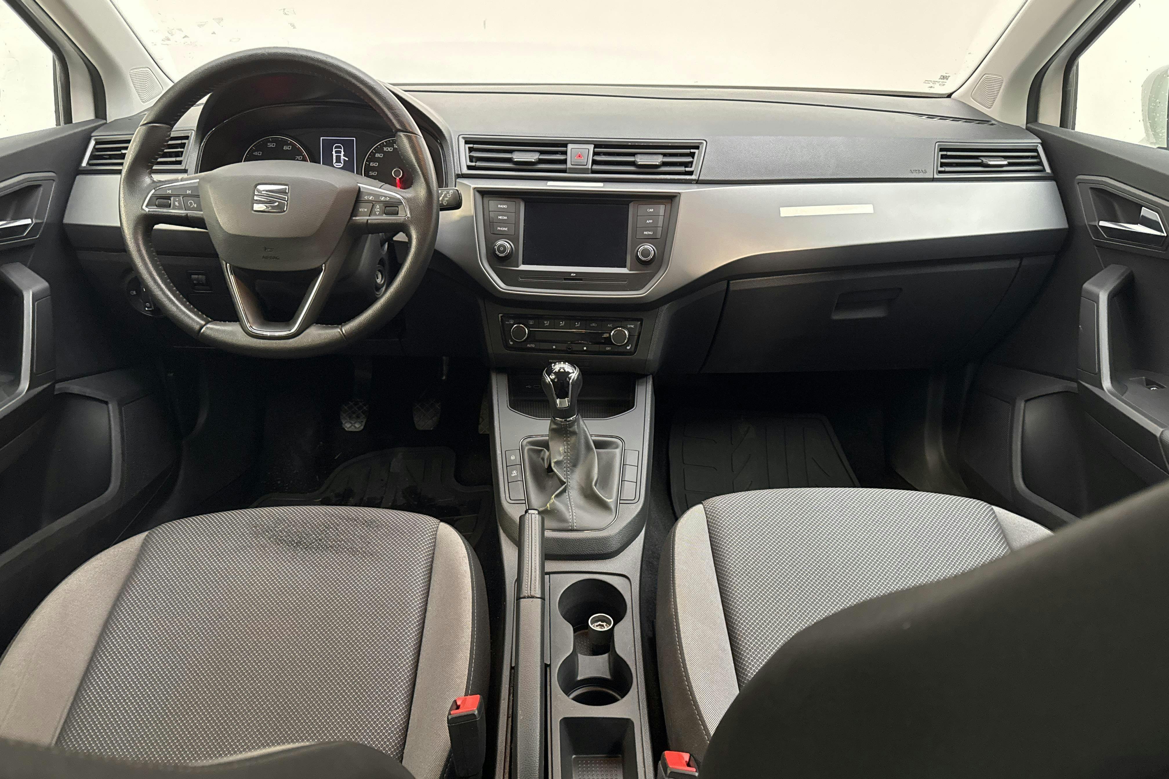 Vehicle Image 6