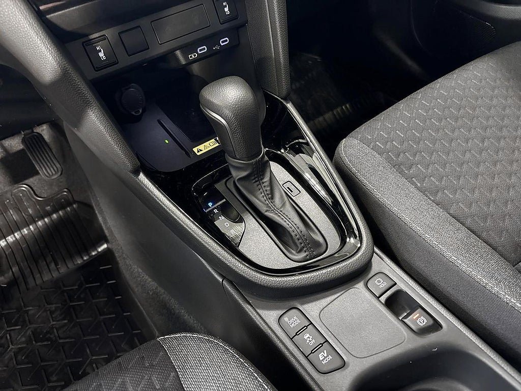 Vehicle Image 35