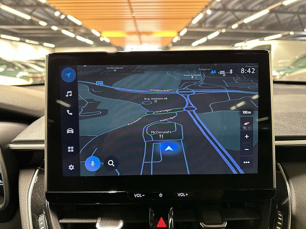 Vehicle Image 12