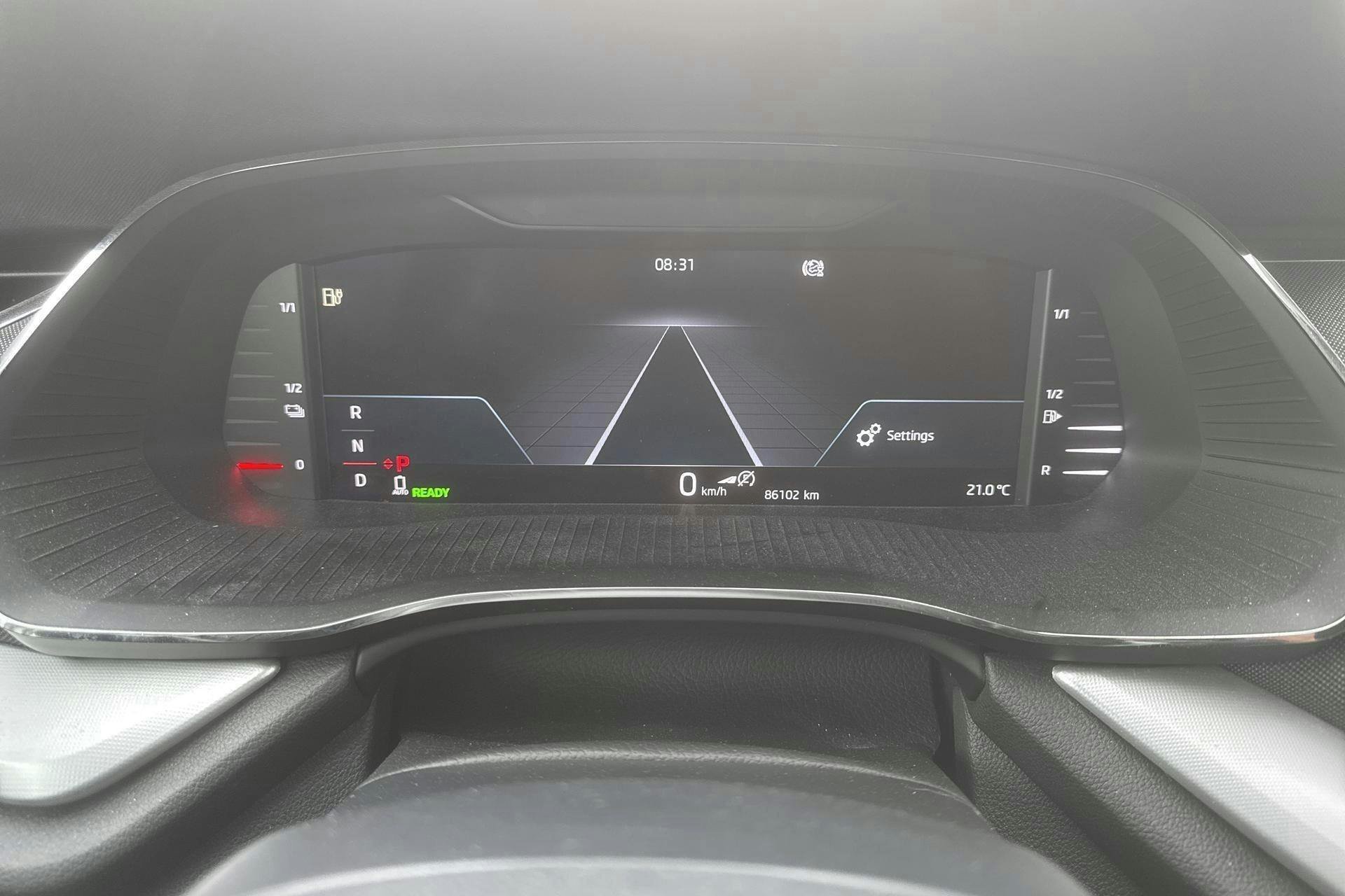 Vehicle Image 11