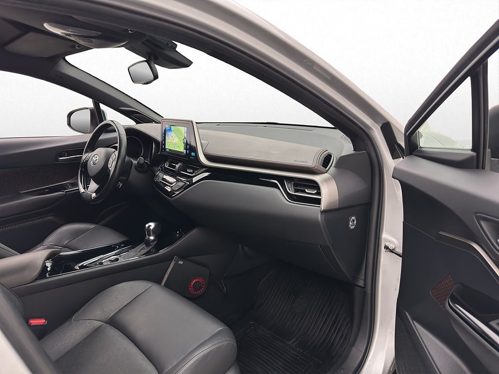 Vehicle Image 15