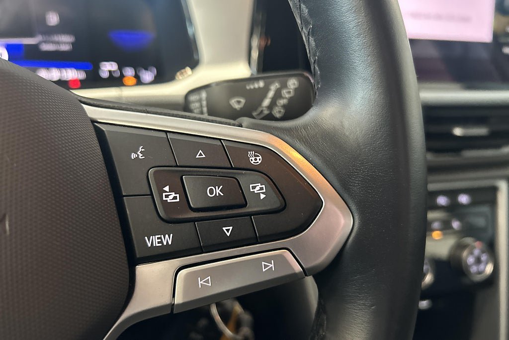 Vehicle Image 27