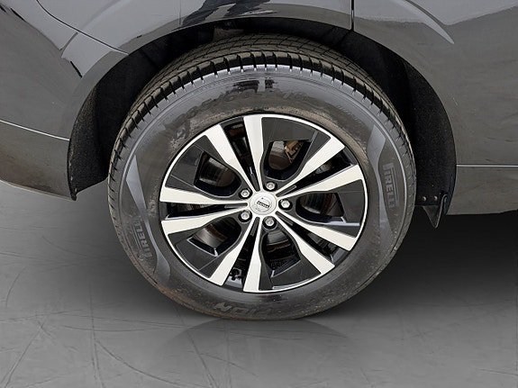 Vehicle Image 37