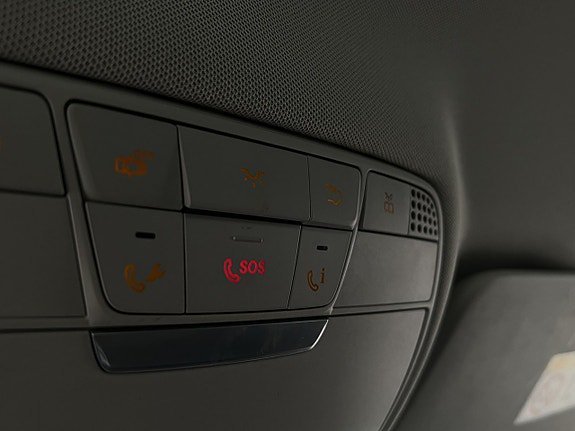 Vehicle Image 27
