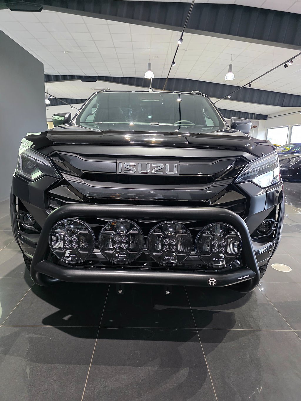 Vehicle Image 6