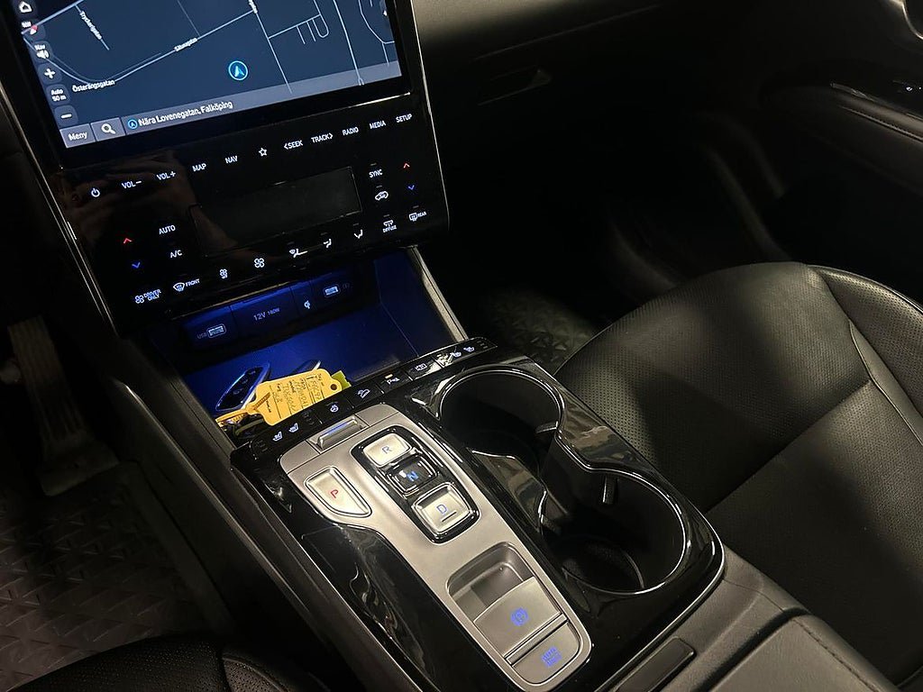 Vehicle Image 17