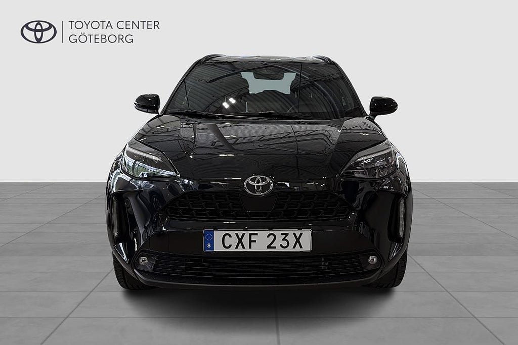Vehicle Image 6