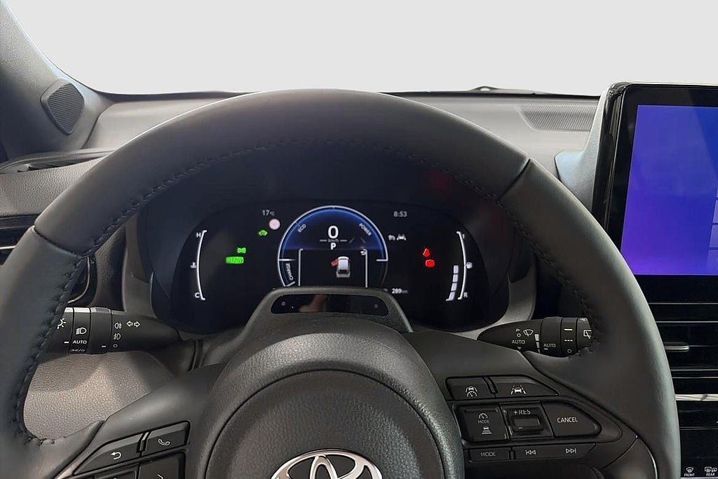 Vehicle Image 10