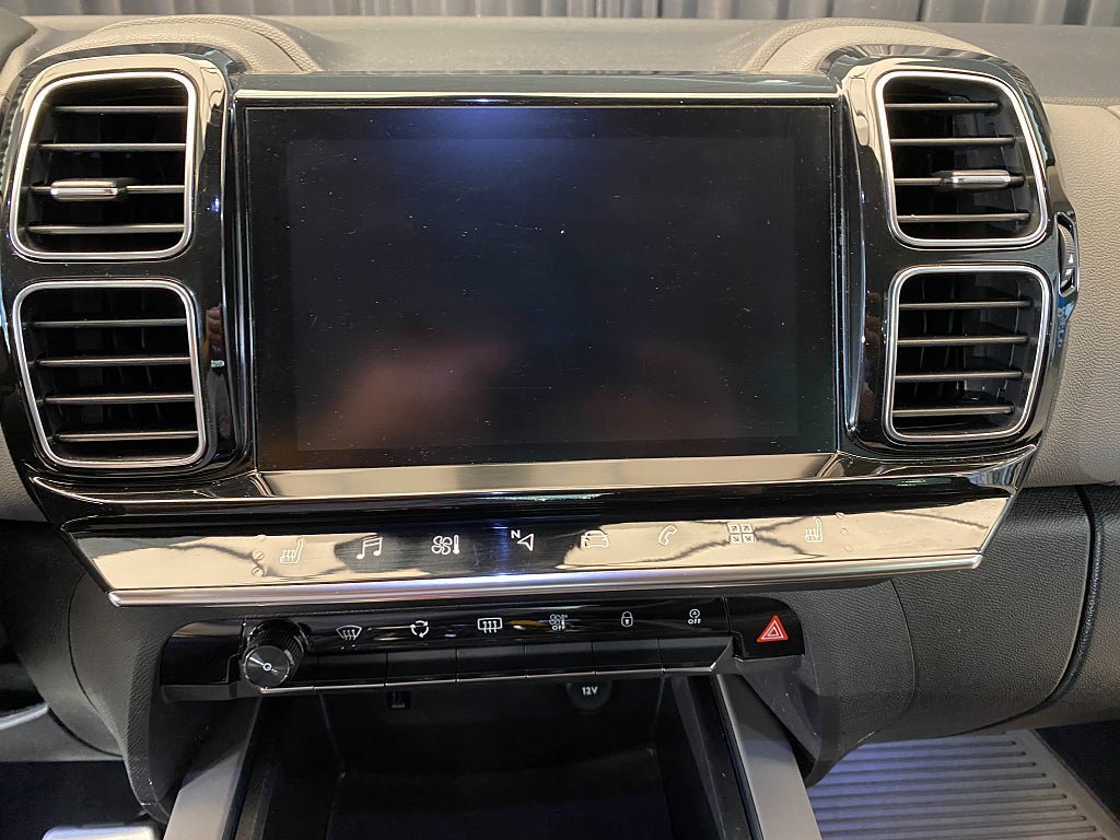 Vehicle Image 35