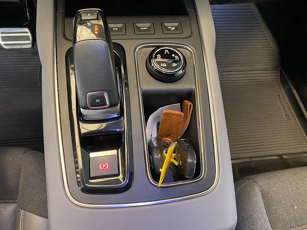 Vehicle Image 37
