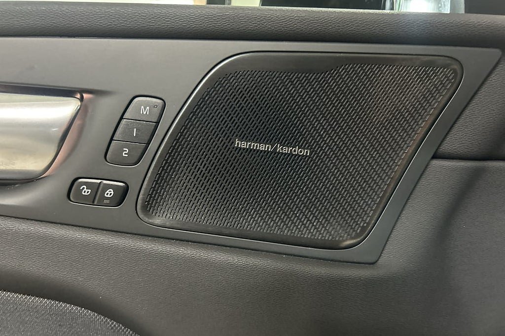 Vehicle Image 26