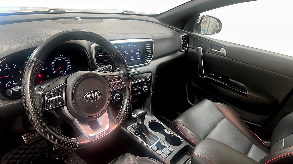 Vehicle Image 7