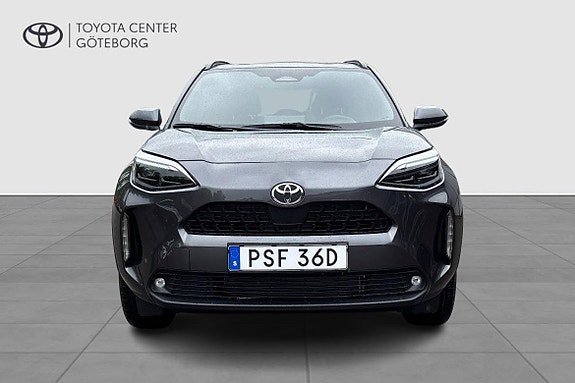 Vehicle Image 6