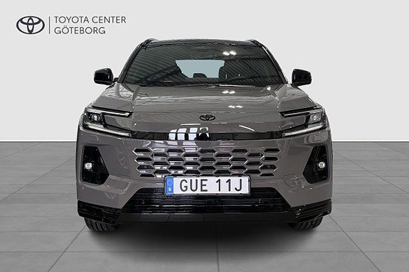 Vehicle Image 7