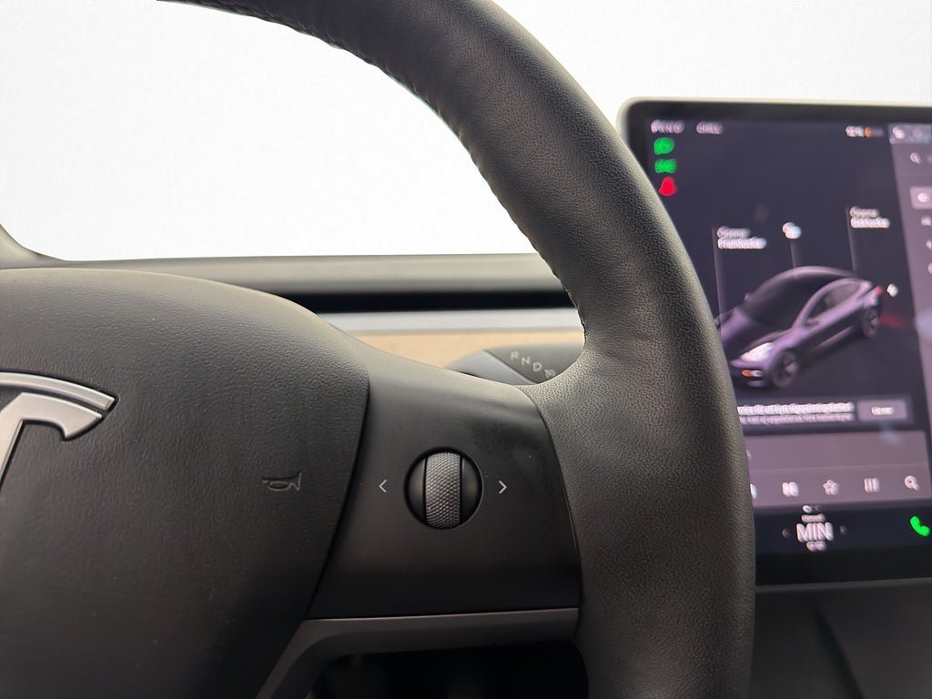 Vehicle Image 28