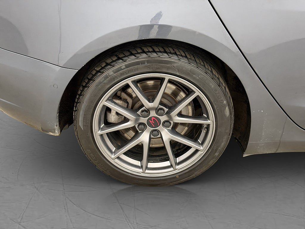 Vehicle Image 35