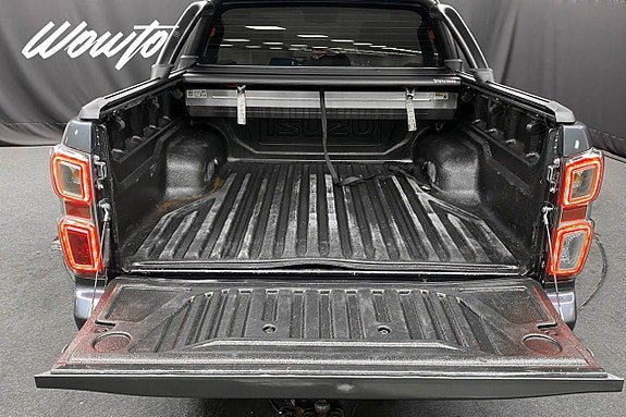 Vehicle Image 24
