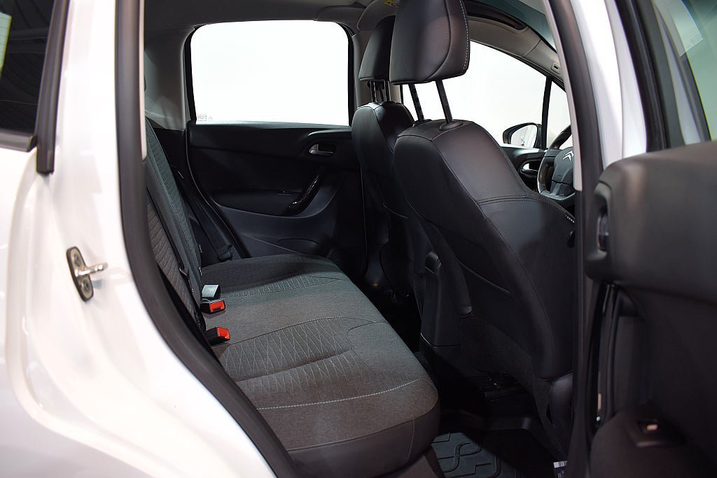Vehicle Image 20