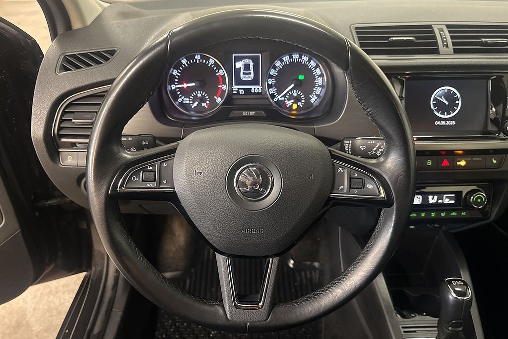 Vehicle Image 17